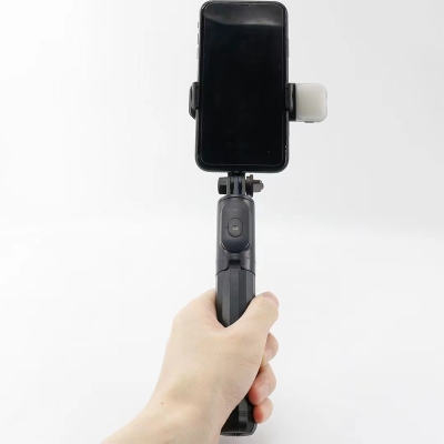 Picture of Q07 Bluetooth Integrated Selfie Stick with Light and Bluetooth Remote Control(Black)