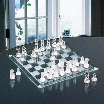 Picture of Crystal Glass Chess Professional Player Students Decorative Elegant