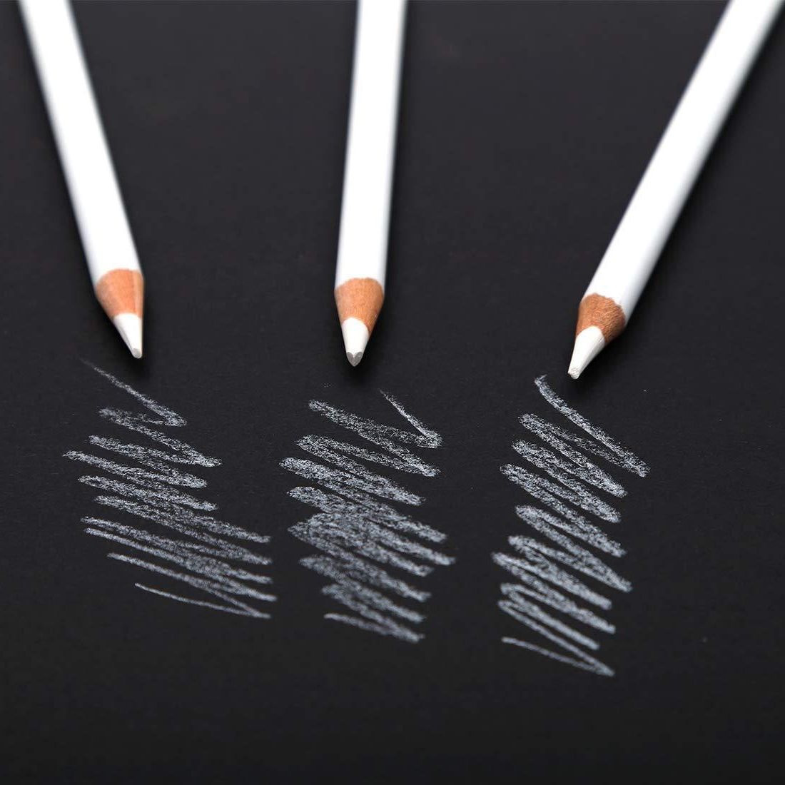 Picture of 3 PCS White Charcoal Pencils, Highlight Sketch White Pencil charcoal for Artists White Charcoal Sketch Pencils White Sketch Pencils Set, White Drawing Pencils for Artists Beginner Student Designer - White