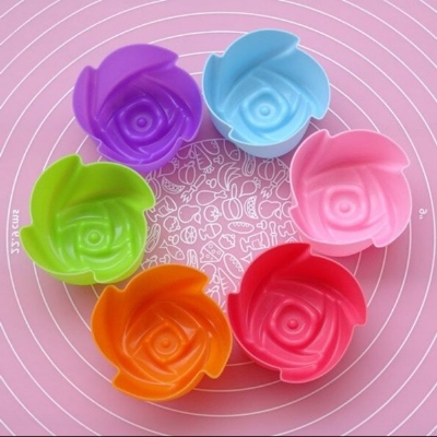Picture of 6-Piece Silicone Muffin Cupcake Mold Set, High-Quality, Colorful, 7cm, Non-Stick, Baking Tool for Cakes, Pudding, Jelly - Random