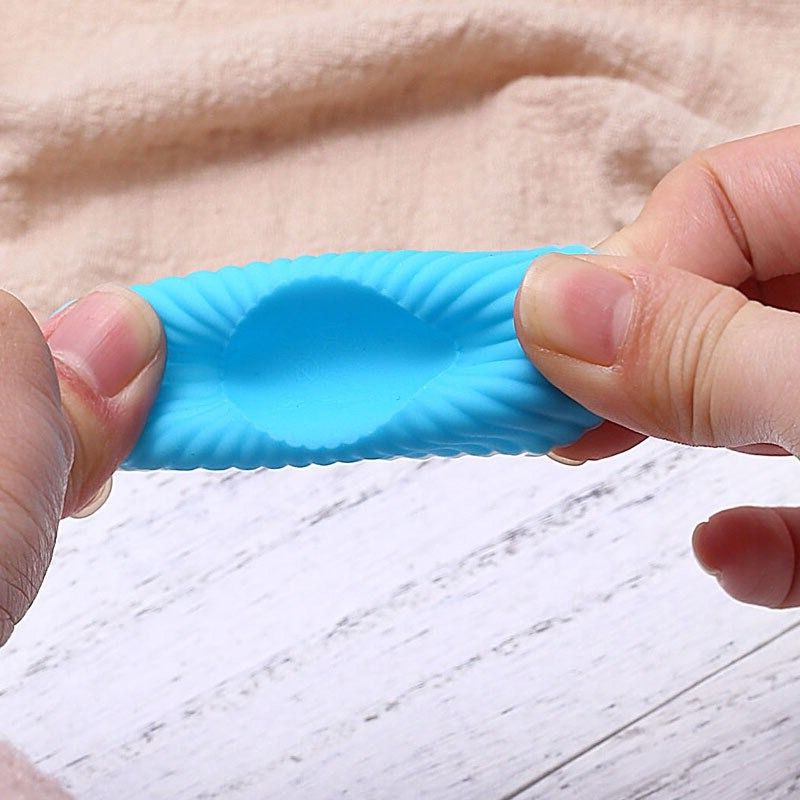 Picture of 10 Pcs Baking Cup Liner Molds Round Shape Silicone Cupcake Mold Maker Tray Diy Cake Decorating Tools - Random