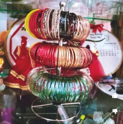 Picture of Foldable Metal Jewelry Organizer Stand metal Necklace Bracelet Display Holder নেকলেস ব্রেসলেট ডিসপ্লে স্ট্যান্ড - Silver