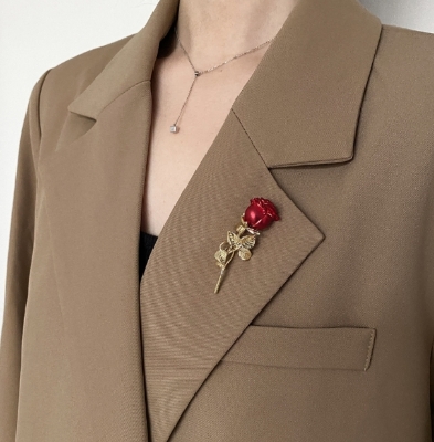 Picture of Red Rose Flower Brooch 1 Pcs For Women Elegant Blouse Brooch Pin Dress Luxury Fashion Jewelry Accessories Party Gifts - Gold