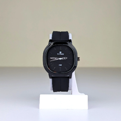 Picture of Titan Edge Luxury Watch Magnetic Lock (Water Resistant)