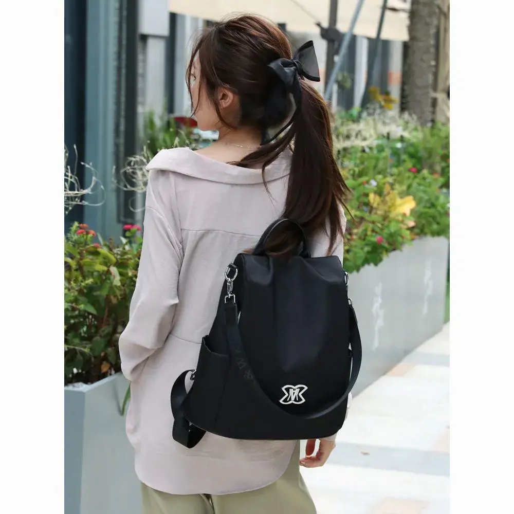 Picture of Women Large Capacity Outdoor Tote Bag (Black)