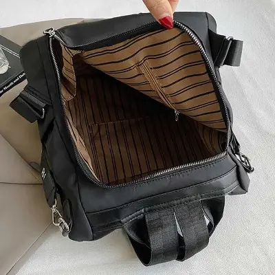 Picture of Women Large Capacity Outdoor Tote Bag (Black)