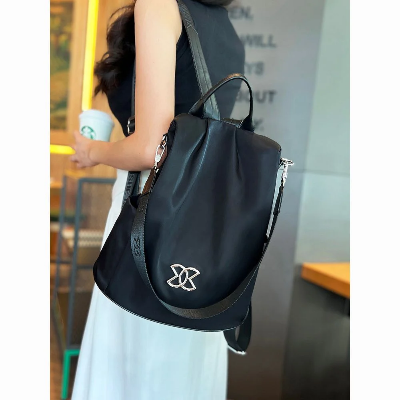 Picture of Women Large Capacity Outdoor Tote Bag (Black)
