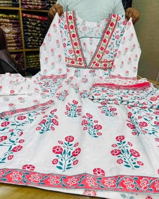 Picture of Embroidery Cotton Three Piece Shalwar Kameez for Women - White