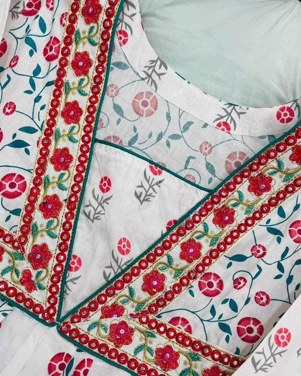 Picture of Embroidery Cotton Three Piece Shalwar Kameez for Women - White