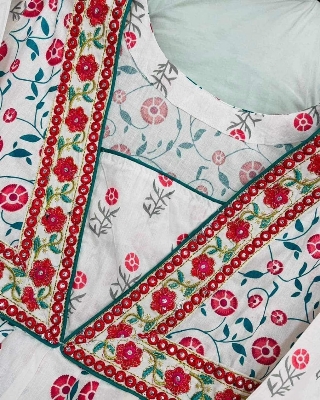 Picture of Embroidery Cotton Three Piece Shalwar Kameez for Women - White