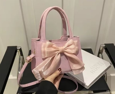 Picture of High Quality Shoulder Bag with Lace Bow Ladies Trend Square Top-Handle Bag Elegant Small Tote - Off White