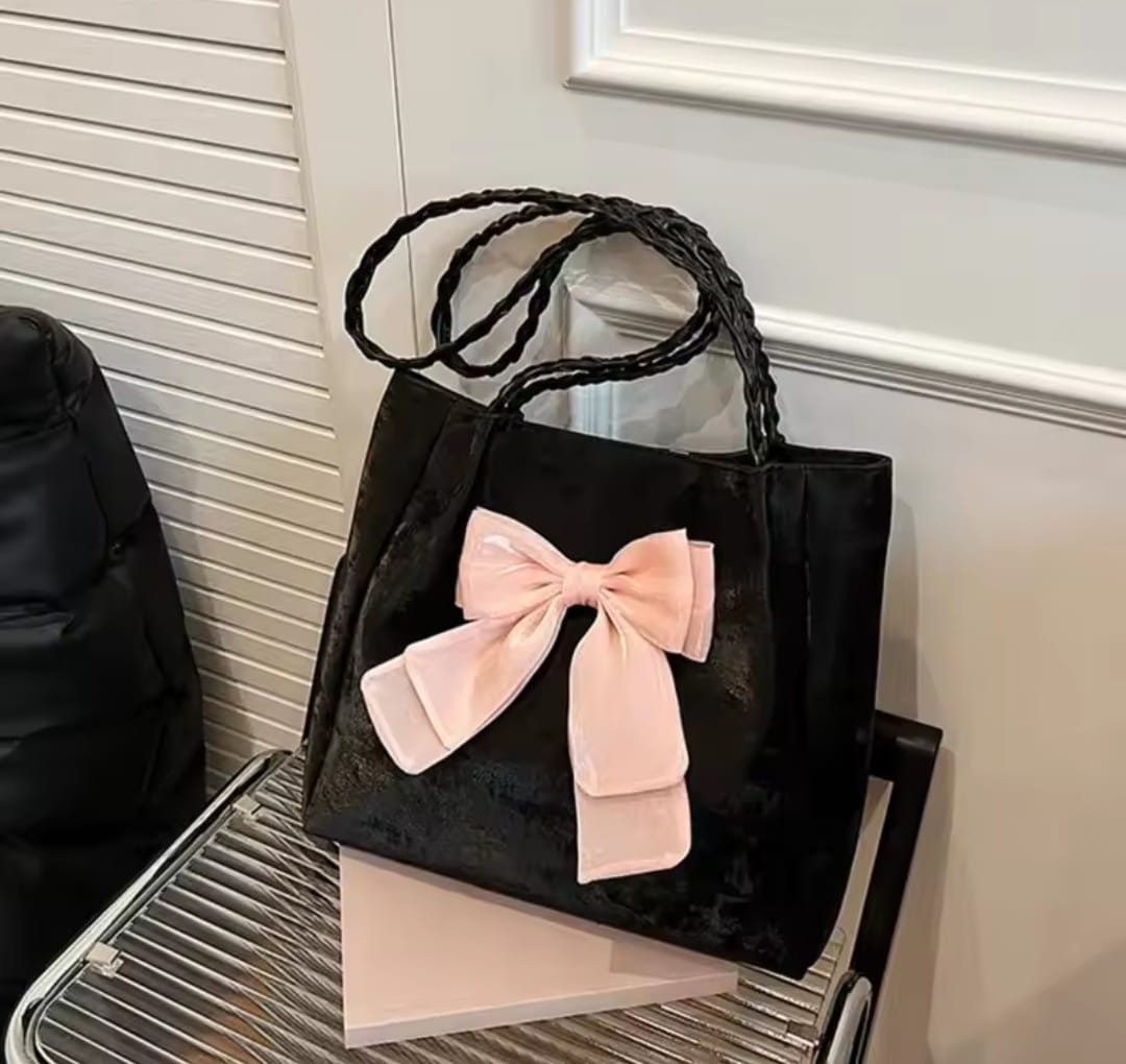 Picture of Bowknot Underarm Bags Large Capacity Korean Bow Tote Handbag Y2K Sweet Bowknot Armpit Bag Lady