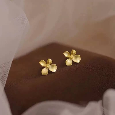 Picture of Elegant Gold Metal Flower Earings for Women Ins Girl Accessories - Gold
