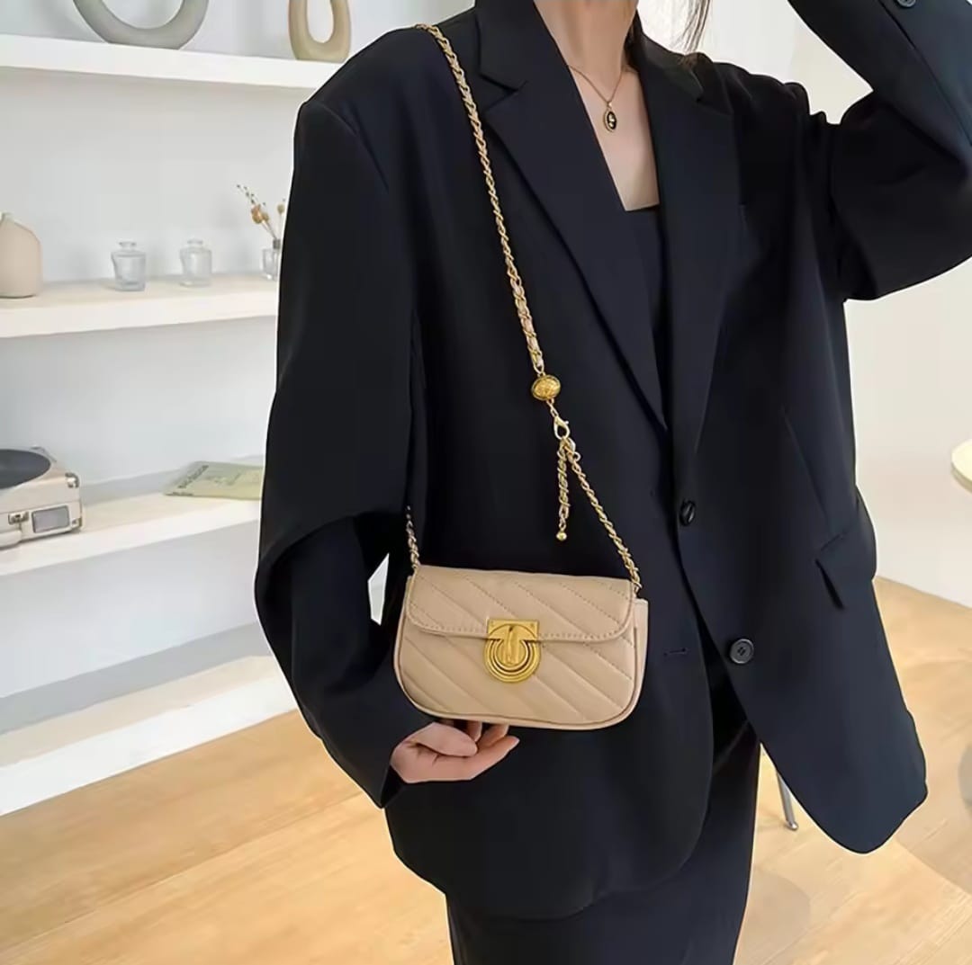 Picture of Trendy Viral OOTD, Sling Bags, Latest Women's Sling Bags, Sling Bags, Mini Bags, Small Bags, Party Bags