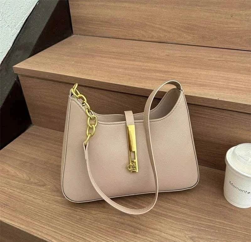 Picture of Pu Leather Handbags Stylish Shoulder Purses For Ladies Trendy Handbags For Ladies Half Moon Armpit Handbags For Women Women's Designer Underarm Shoulder Bags