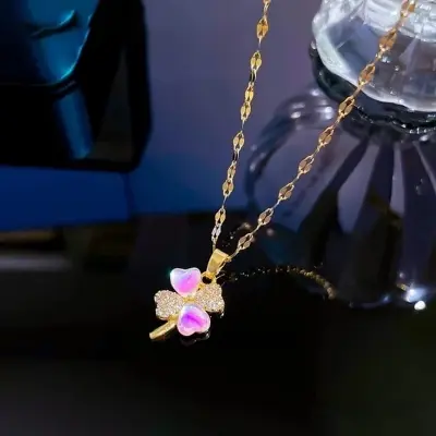 Picture of Pink Flower Pendant
