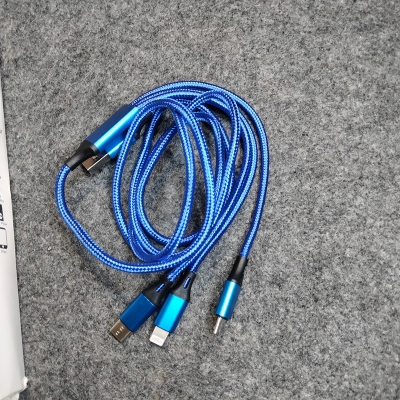 Picture of 3 in 1 cablle fast charging metal cable output 1500mm for i-phone, Micro Type B and Type C Metal Lightning Micro Type C 3-In-1 Nylon Wire Usb Charger Cable Fast Charging-Blue
