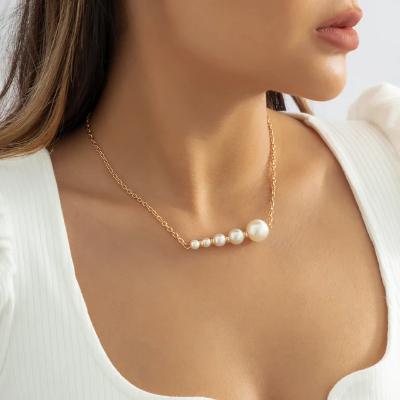 Picture of Pearl Garland Women Dating Wedding Travelling Tenoor Special - Off White