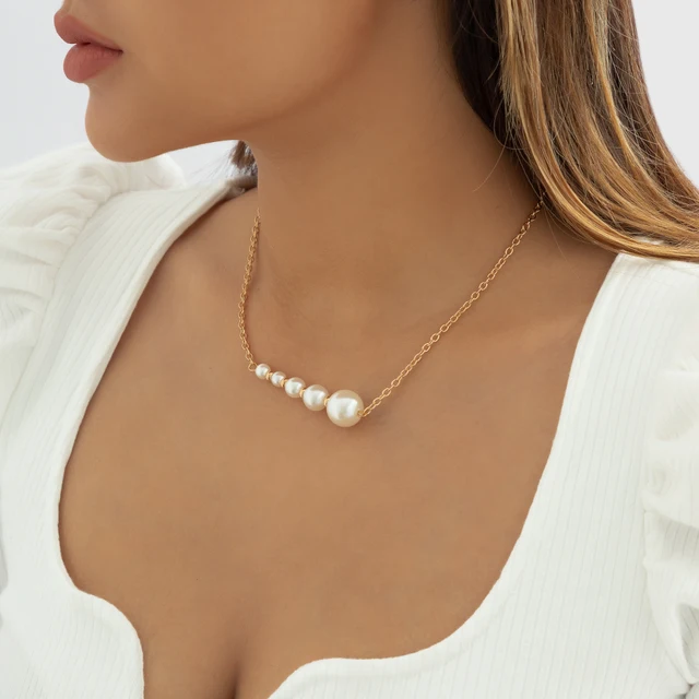 Picture of Pearl Garland Women Dating Wedding Travelling Tenoor Special - Off White