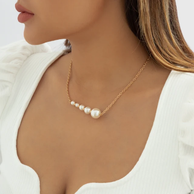 Picture of Pearl Garland Women Dating Wedding Travelling Tenoor Special - Off White