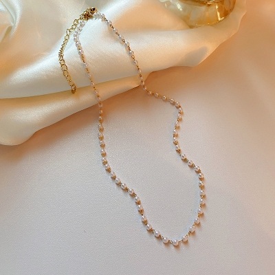 Picture of Understated -Craftsmanship and Trendy -4 mm Layer Pearl Necklace Off White Pearl- Progressively Better Preferble - Low Hassle and Maintanance - Off White