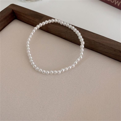 Picture of Elegant Elastic White Pearl Bracelet for Women and Men - Wedding or Banquet Use - Off White