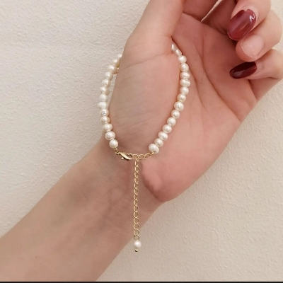 Picture of Pearl Lucky Charm Bracelet for Girls and Women - Wedding, Party, and Travel Accessory - Off White