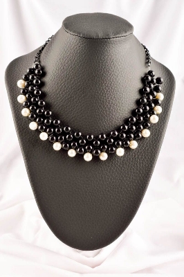 Picture of Pearl necklace unusual necklace Jewellery Set beads accessory gift ideas

For Girls And Women - Black