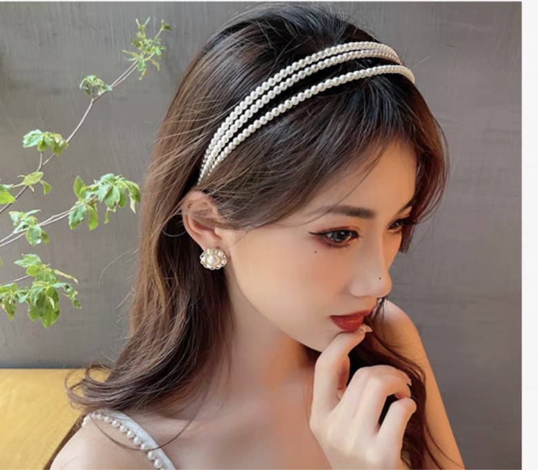 Picture of 3 Layer Pearl Hair Band Women's Super Immortal French Romantic New Wash Face High Head Press Hair Clip Headwear - White