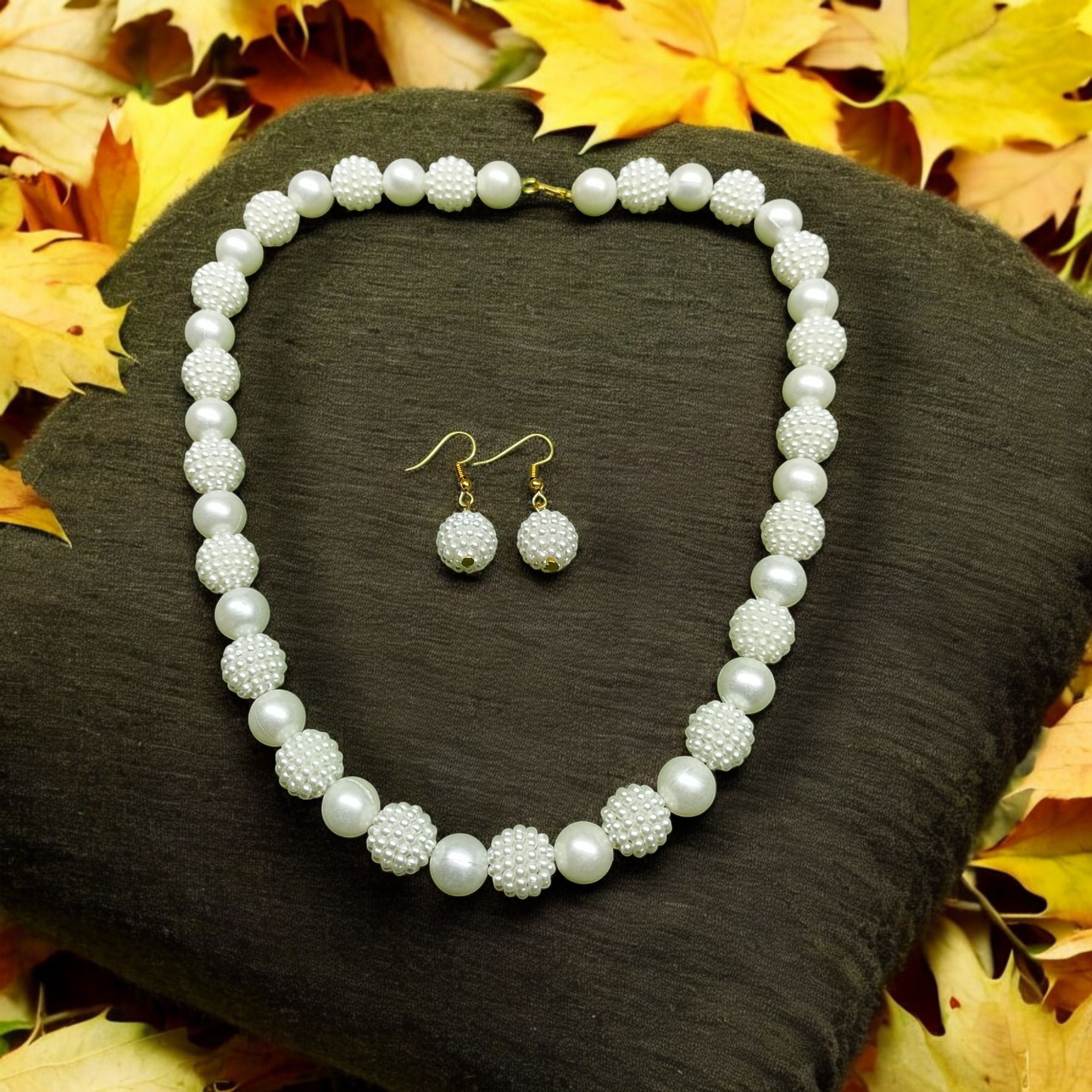 Picture of Sharee Dress Women Girls Special Pearl Necklace Jewellery New Design Blouses Necklace Bengali With Earrings Sari Shari Saharee Jewellery set 2 in 1 - White