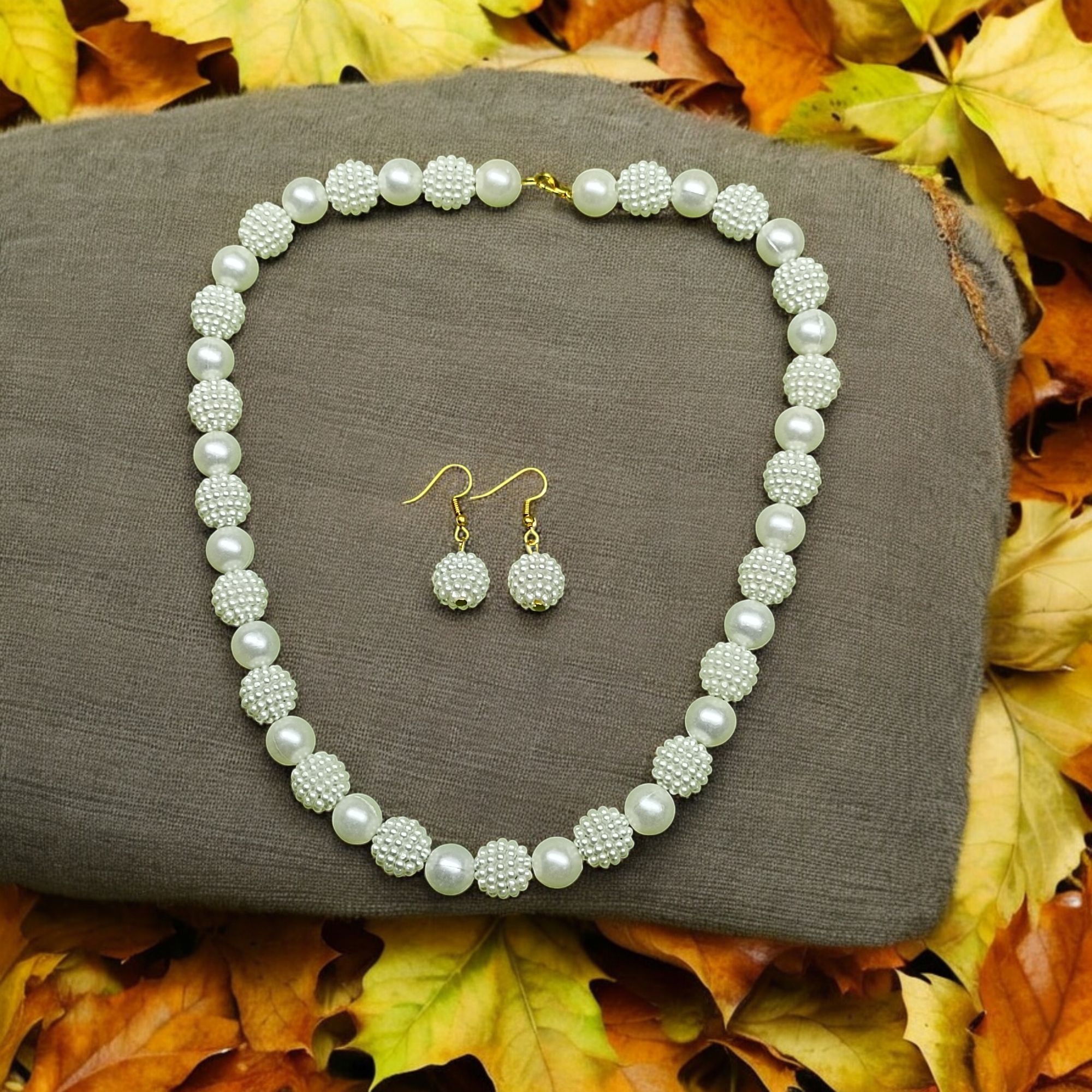 Picture of Sharee Dress Women Girls Special Pearl Necklace Jewellery New Design Blouses Necklace Bengali With Earrings Sari Shari Saharee Jewellery set 2 in 1 - White