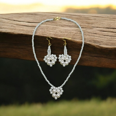 Picture of Pearl Necklace Jewellery Set With Earrings For Girls And Women Wearing At Wedding School College Office Party - Off White