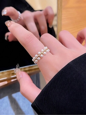 Picture of 1pc Simple Pearl Elastic Ring For Women, Light Luxury, Niche Retro, High-End Feeling, Index Finger Ring, Elegant, Net Red Ring Vintage - Off White