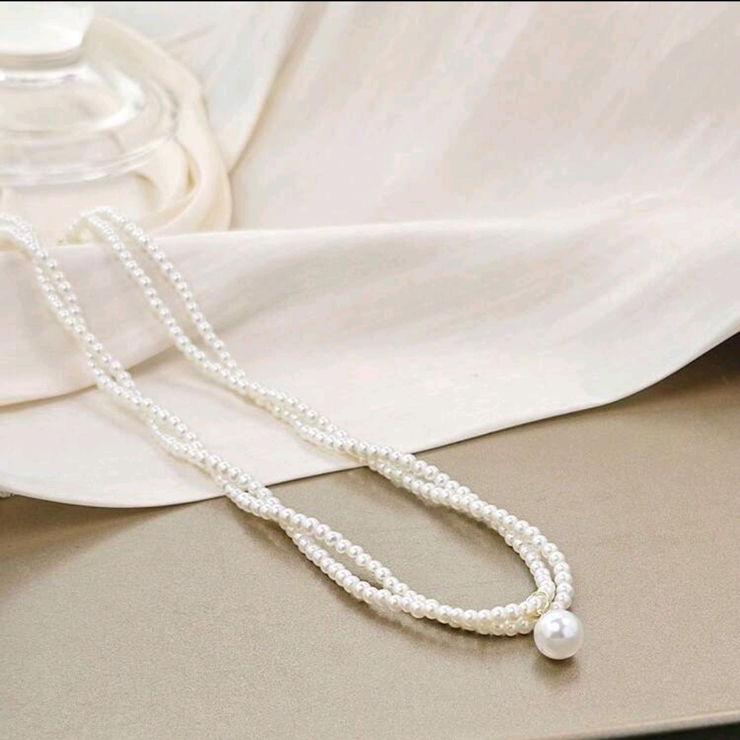 Picture of 1pc Women Vintage Wrapped Double Layer Pearl Necklace, Elegant Small Designer Collarbone Necklace. Double Layer French Retro Pearl Chain Collarbone Necklace, Minimalist Versatile Pendant Necklace, Christmas, Thanksgiving, Valentine's Day Gift Valentines - Off White