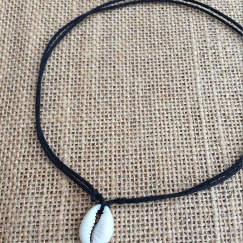 Picture of Charm shell necklace Jewelry Lady Handmade Shell Clavicle Necklace Seashell Choker Bohemian Vaction Style Femme Elegant Necklace - Off White