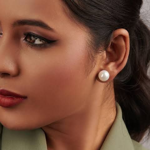 Picture of Pearl Stud Earring For Female Fashion Women Party Sharee Sexy Attractive Earrings - Multi