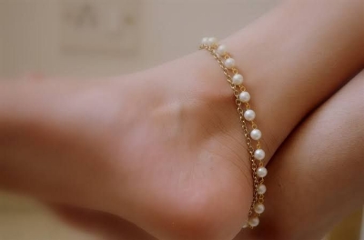 Picture of Pearl Multi Layer Anklet Nupur Payel For Girls And Women Wearing At Wedding Occasion Beachfront Vacation Party Dating Travelling ornaments Tenoor Special - Multi