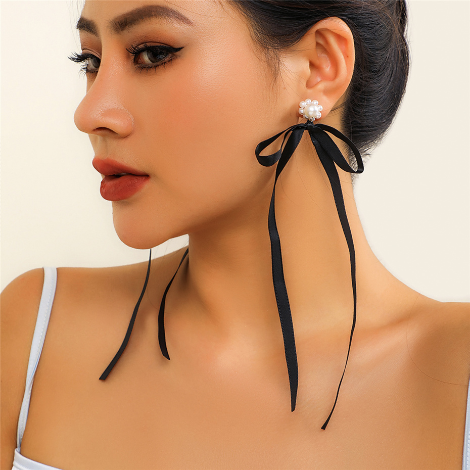 Picture of Korean Elegant Ribbon Bow Drop Earrings Fashion Charm Imitation Pearl Earrings Women's Romantic Wedding Party Jewelry Tenoor Special - Multi