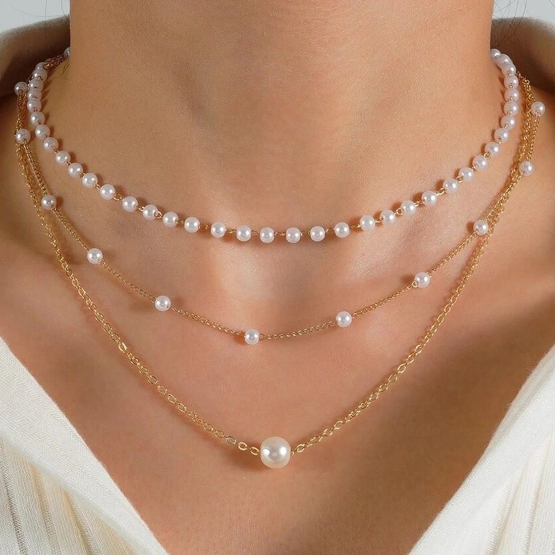 Picture of 3 Layer Pearl Necklace Off White Pearl - Multi