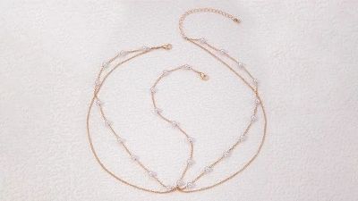 Picture of Pearl Tikli Hair Accessories For Girls And Women Wearing At Wedding Occasion Party Dating Tenoor Special - Multi