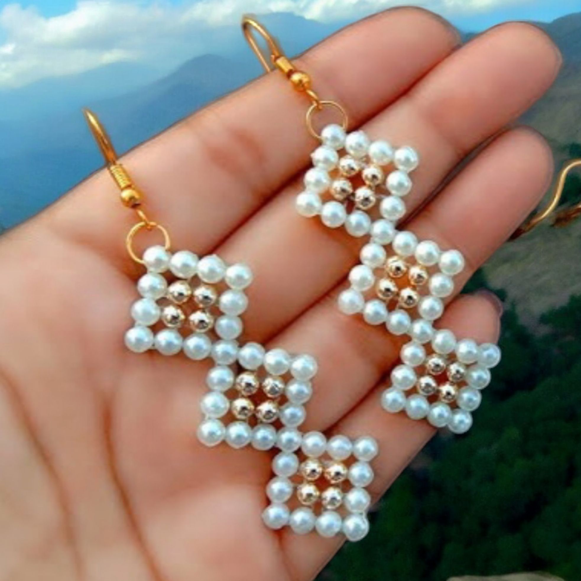 Picture of Pearl Mini Beads Color Earrings for Fashion Lady Drop Earrings Women Wedding - Multi