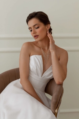 Picture of Pearl Chain Necklace for Party Dress Wedding Stylish Design - Multicolor