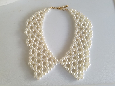 Picture of Pearl Peter Pan Collar Necklace, Beaded Wedding Jewelry - Multicolor