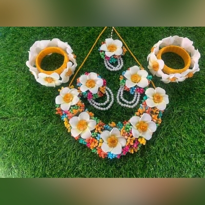 Picture of Artificial Flower Gorgeous Bridal Set-6 Piece Set - Orange