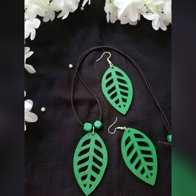 Picture of Wooden Hand Painted Handicraft Jewellery, Color as shown in picture, Custom color or design ornaments - Multicolor