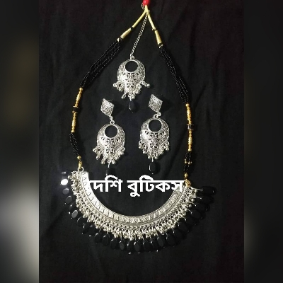 Picture of Gorgeous Party Wear Antique Silver locket Pendant Necklace / Chain Necklace / Choker Necklace for Women / Jewelry set for women Necklace - Multicolor