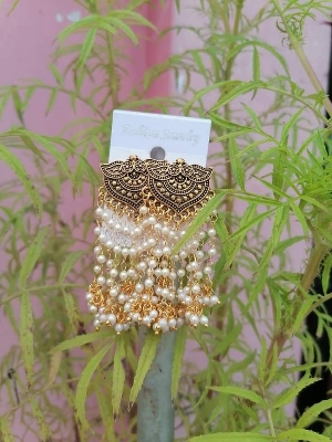 Picture of Antique   Ear Ring For Women - Multicolor