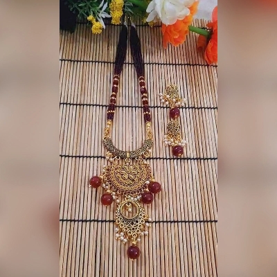 Picture of Gorgeous Party Wear Antique Silver locket Pendant Necklace / Chain Necklace / Choker Necklace for Women / Jewelry set for women Necklace