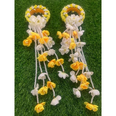 Picture of Artificial Flower Jewellery 2 Pcs Bangle/Bracelets Bridal/Holud/Boishakh Fashion For Women - Multicolor