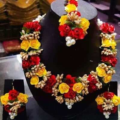 Picture of Artificial Flower Gorgeous Bridal Set-4 Piece set - Multicolor